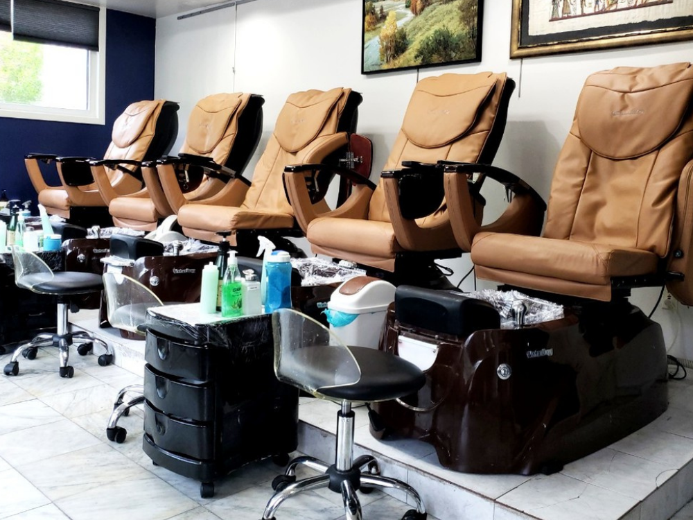 Refresh Your Salon’s Look: Updating Pedicure Chair Upholstery with Leather Cover Pad Sets